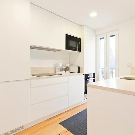 Appartement Bright 2 Bedroom With Parking In *